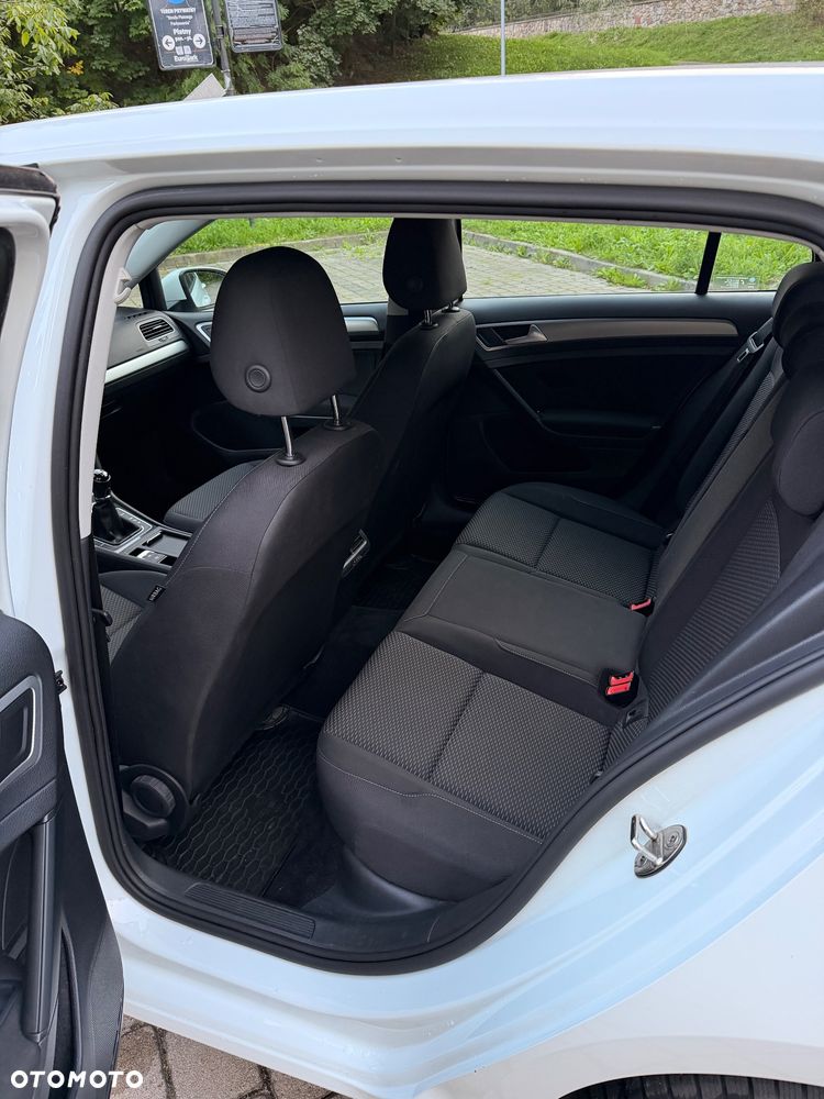 Volkswagen Golf 1.0 TSI Comfortline - 8