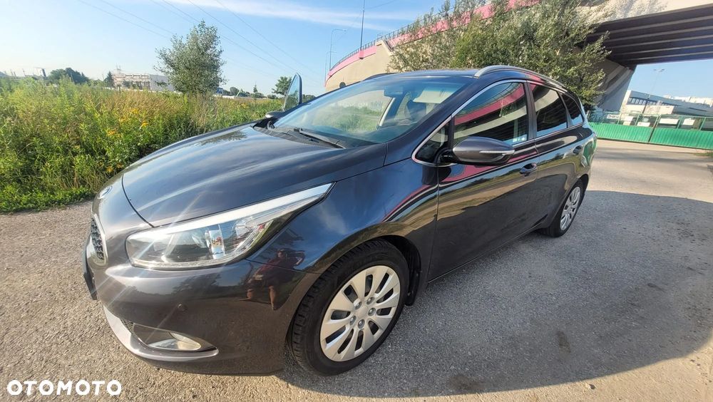 Kia Ceed 1.6 GDI L - 4