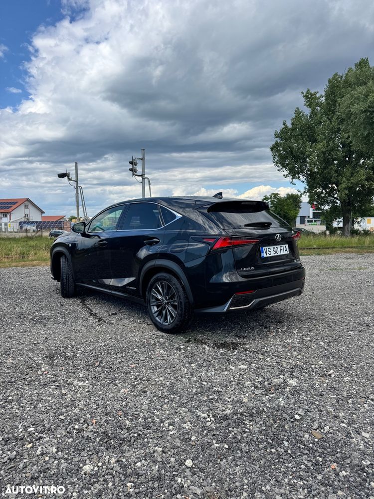 Lexus Seria NX 300h AWD F Sport - 1