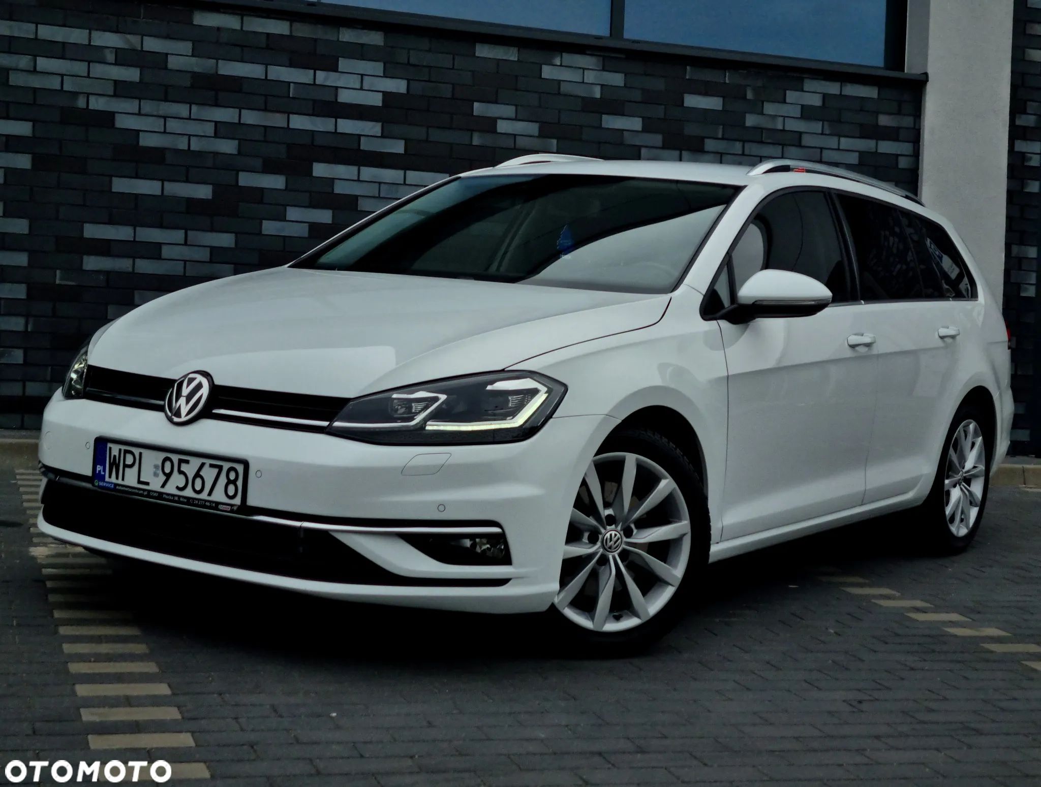 Volkswagen Golf 2.0 BlueTDI DSG Highline - 1