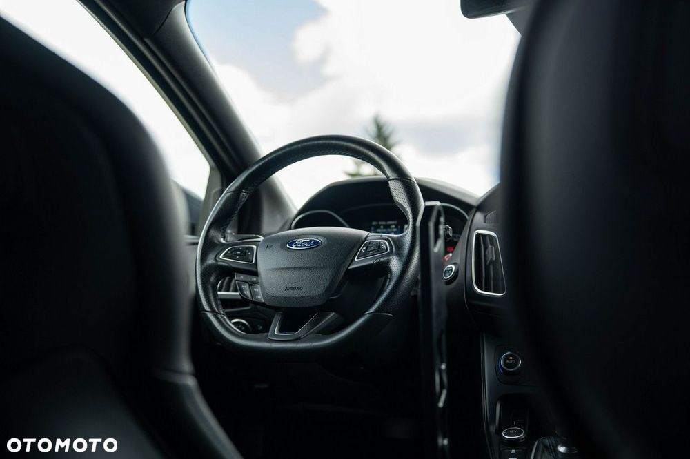 Ford Focus - 17