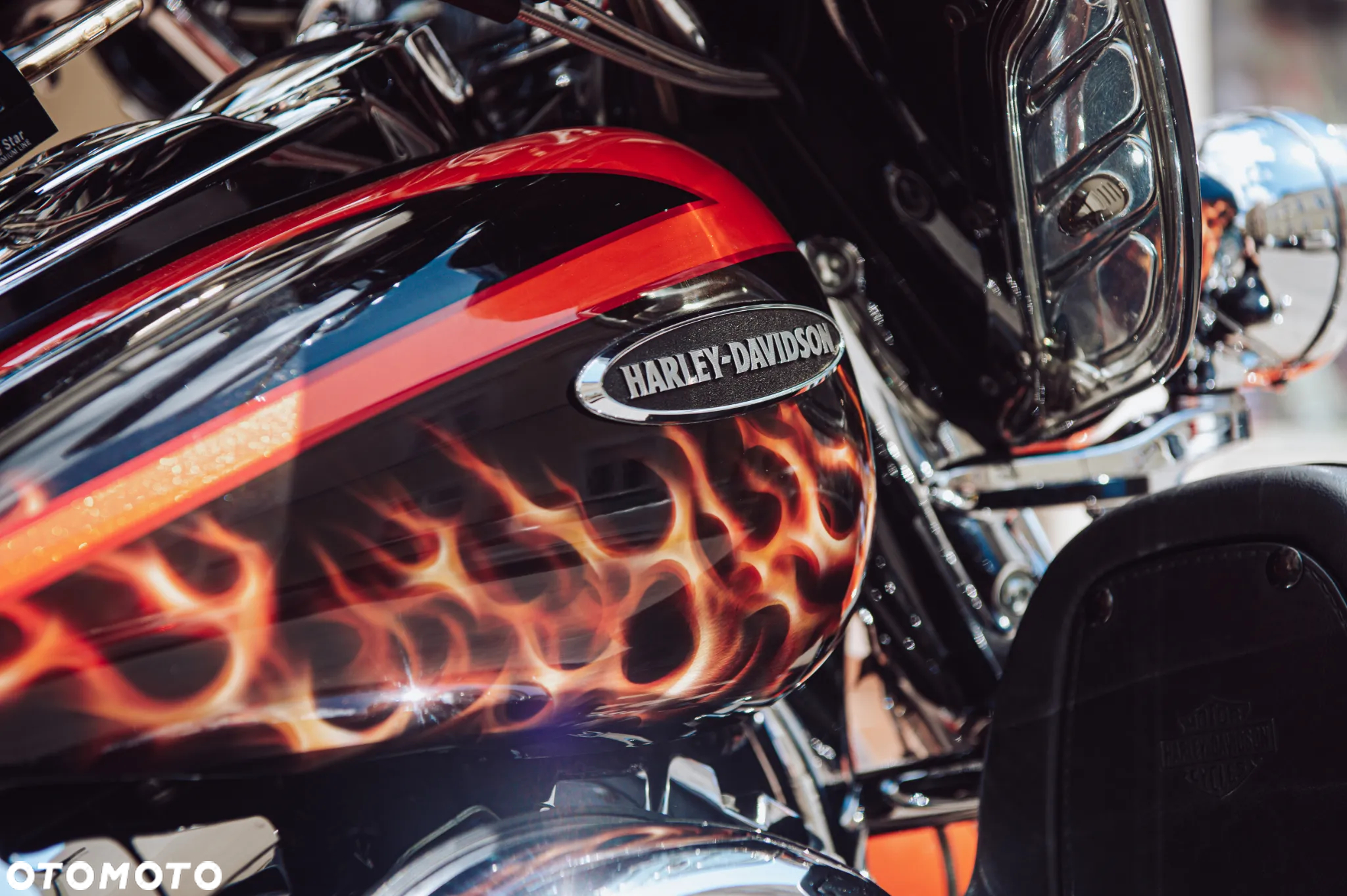 Harley-Davidson FLHTCU Ultra - 10