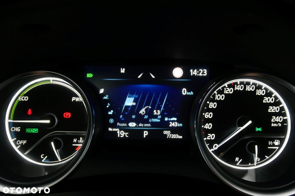 Toyota Camry - 9