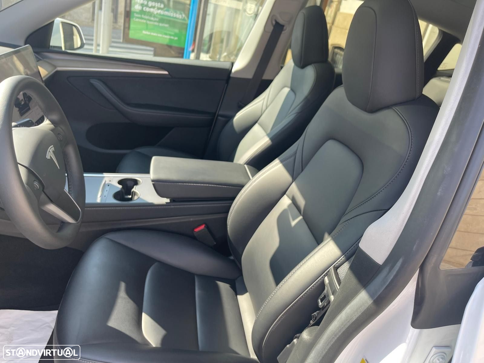 Tesla Model Y Tração Traseira - 27