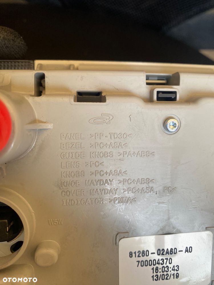 Toyota Corolla E21 E210 SEDAN  Hybrid HYBRYDA 2020r LAMPKA PODSUFITKI PODSUFITÓWKI  OŚWIETLENIE KABINY LAMPKA W PODSUFITKĘ  E 210 E 21 - 6