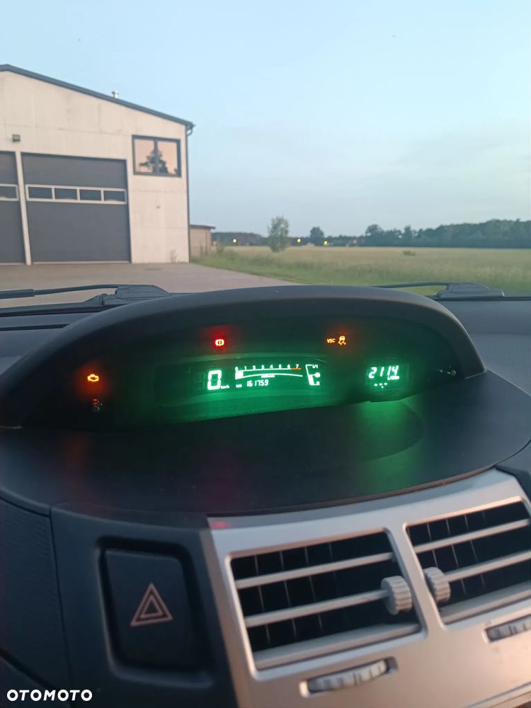 Toyota Yaris 1.3 Sol - 11