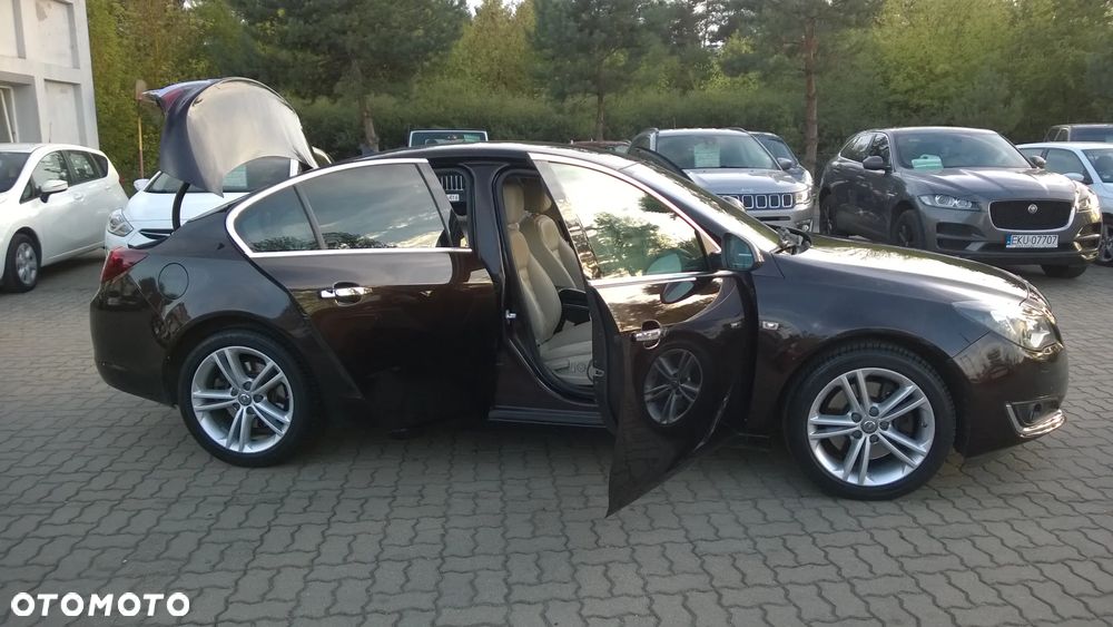 Opel Insignia 2.0 T Executive 4x4 - 20