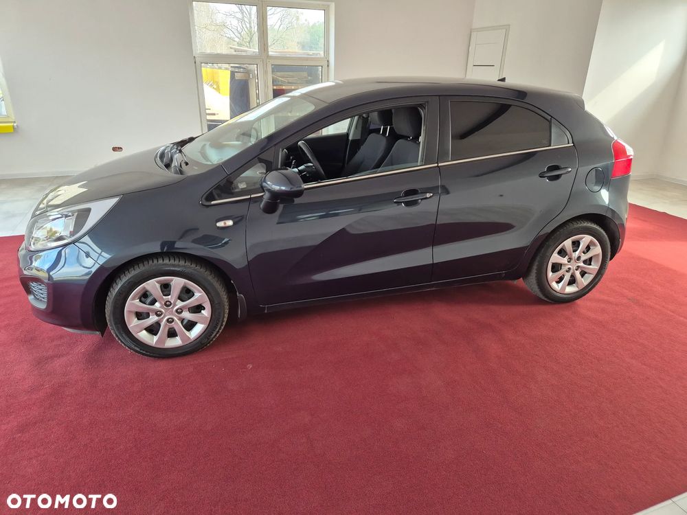 Kia Rio - 7