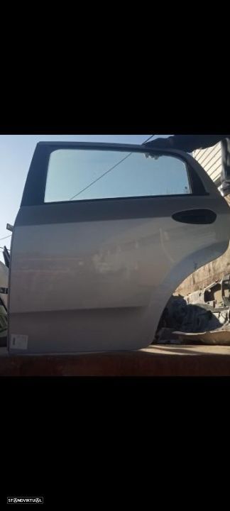 Porta trás Esq Fiat Punto 199 - 1