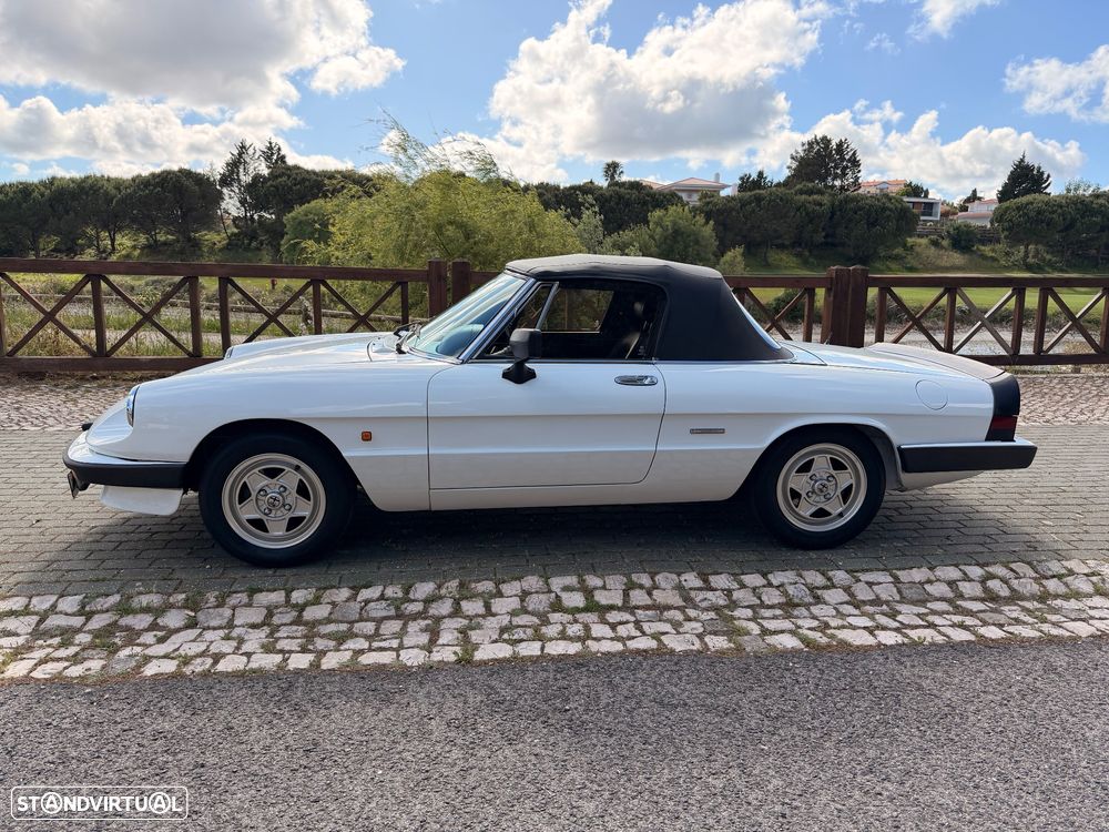 Alfa Romeo Spider 1.6 - 9