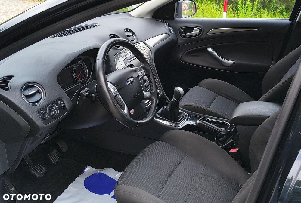 Ford Mondeo - 16