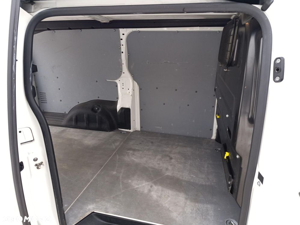 Toyota PROACE - 14