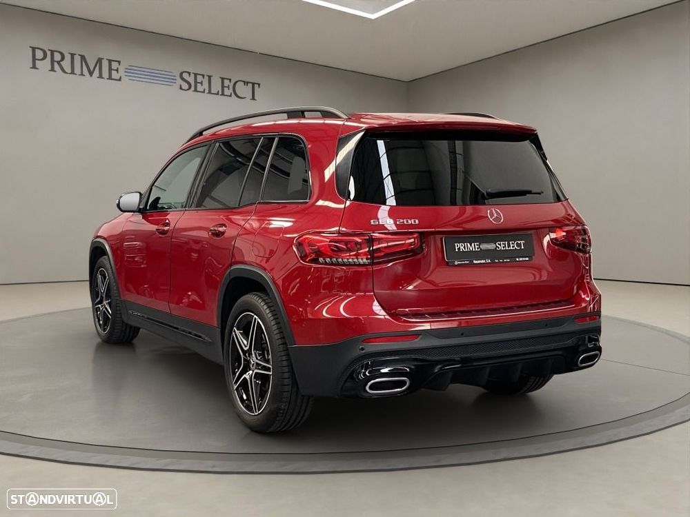 Mercedes-Benz GLB 200 AMG Line - 2