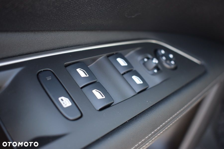 Peugeot 3008 BlueHDi 130 Stop & Start Allure - 16