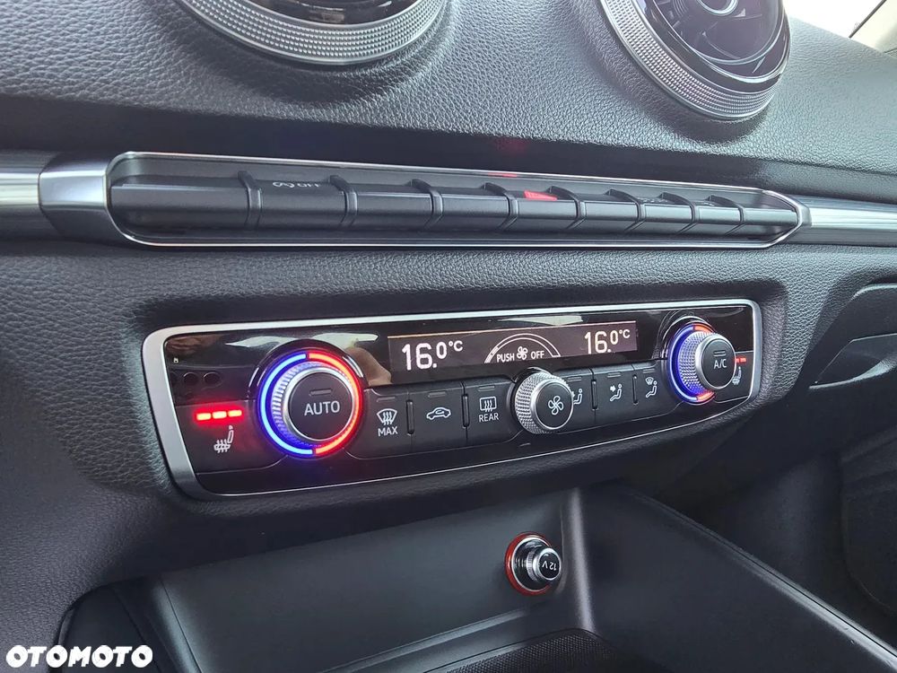 Audi A3 Sportback 2.0 TDI quattro design - 29