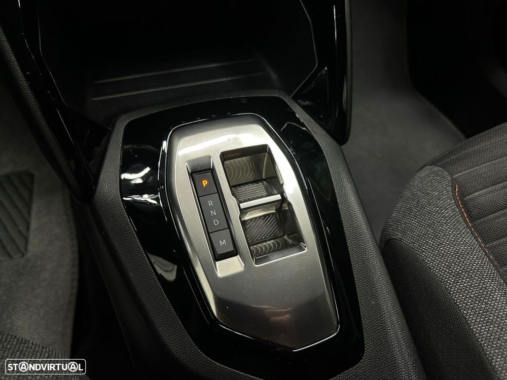 Peugeot 2008 1.5 BlueHDi Active EAT8 - 14