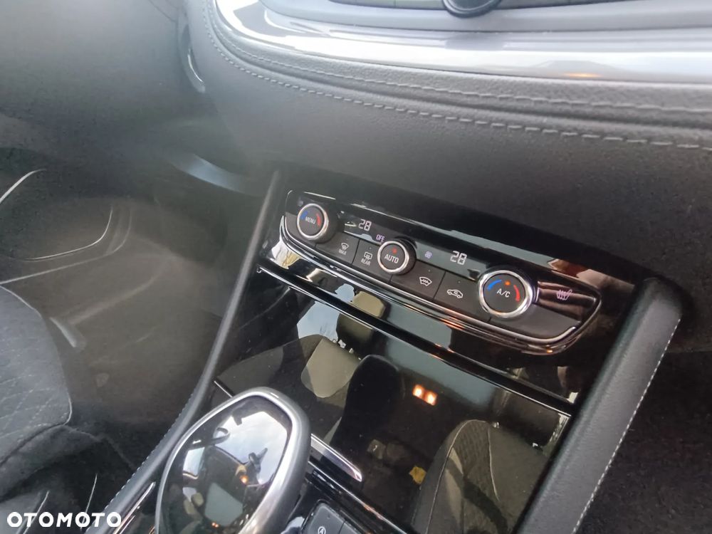 Opel Grandland X 2.0 D Start/Stop Automatik Design Line - 8