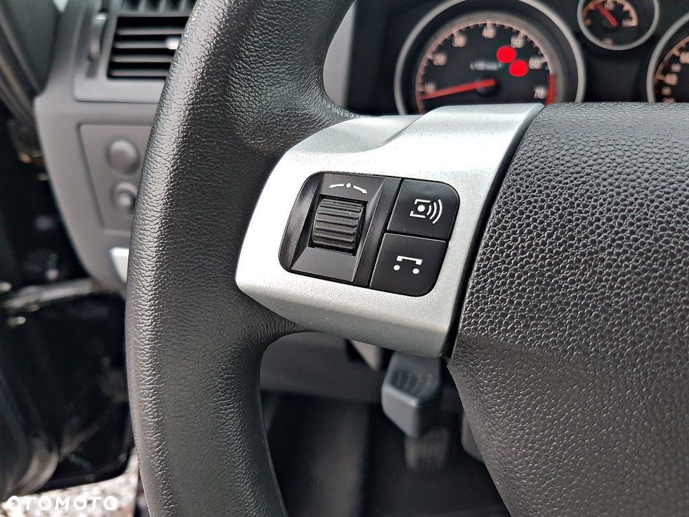 Opel Zafira 1.8 Innovation - 22