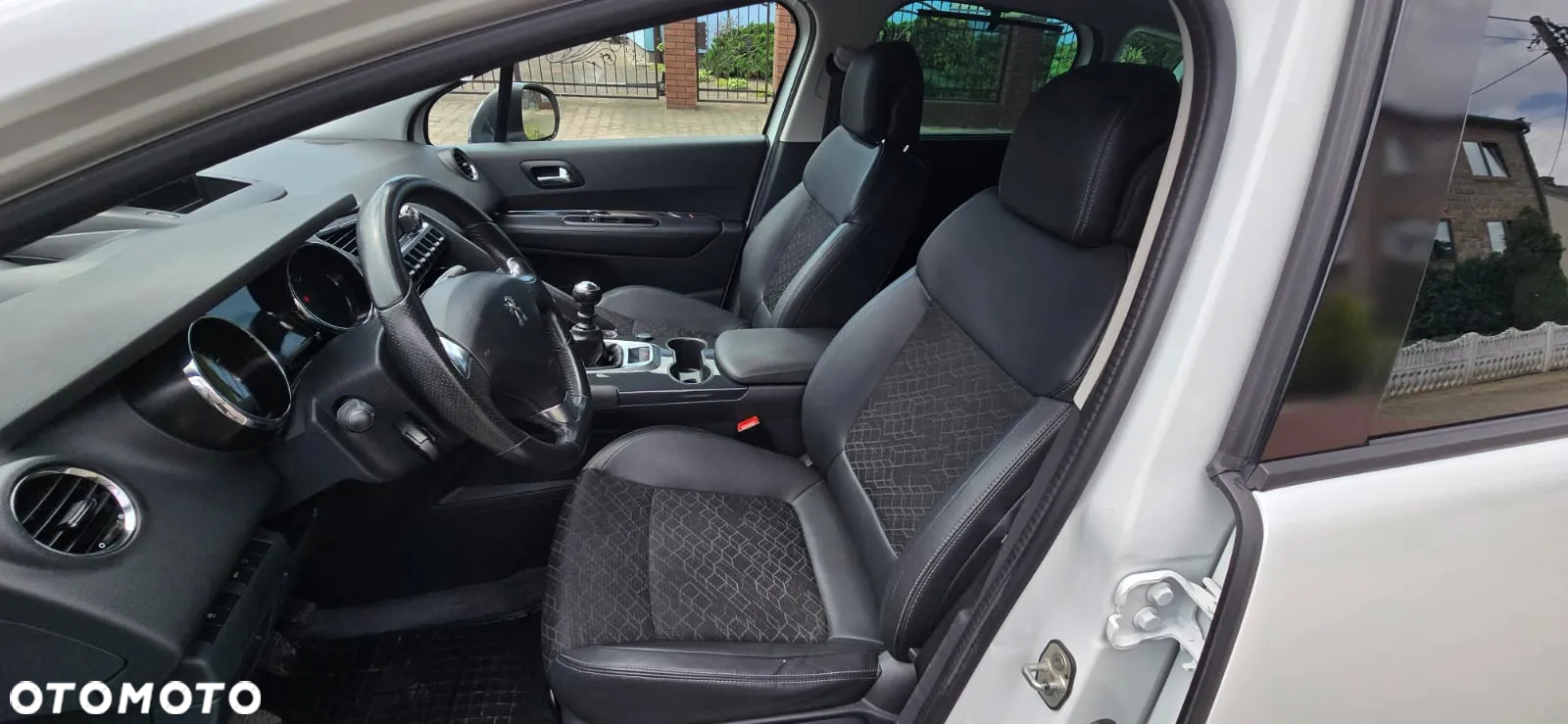 Peugeot 3008 - 11
