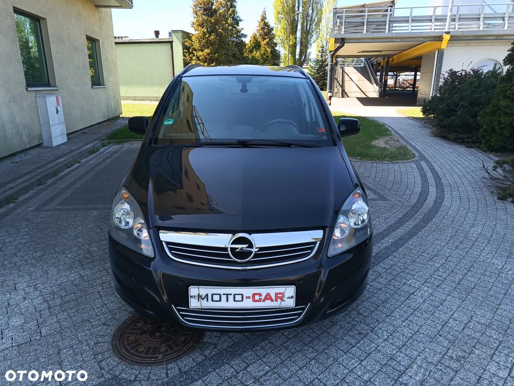 Opel Zafira - 2
