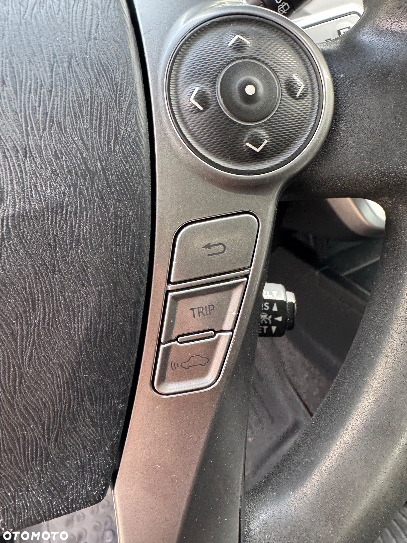 Toyota Prius+ - 17