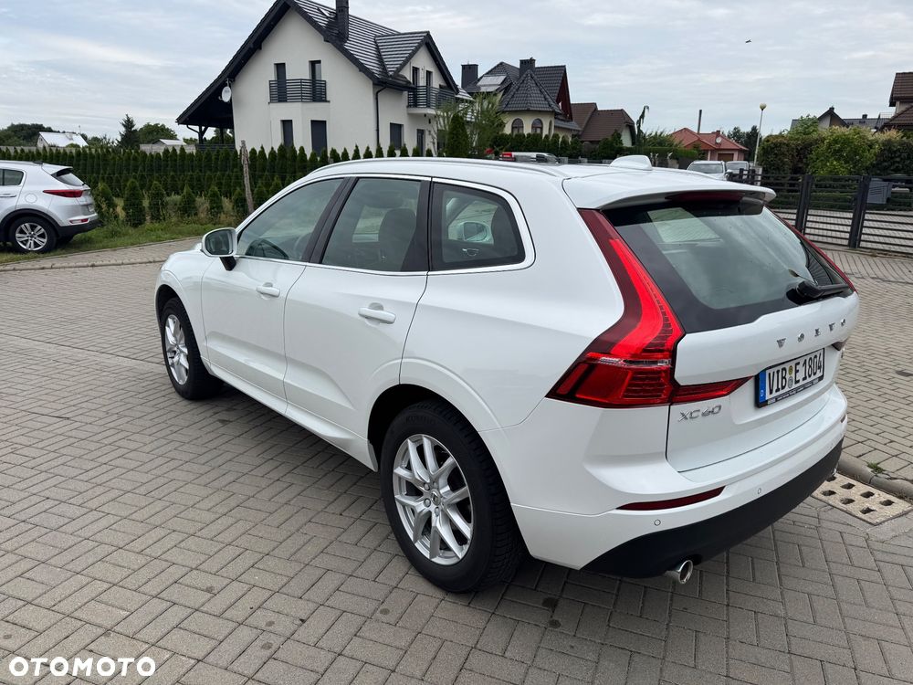 Volvo XC 60 B4 D Geartronic Momentum Pro - 12