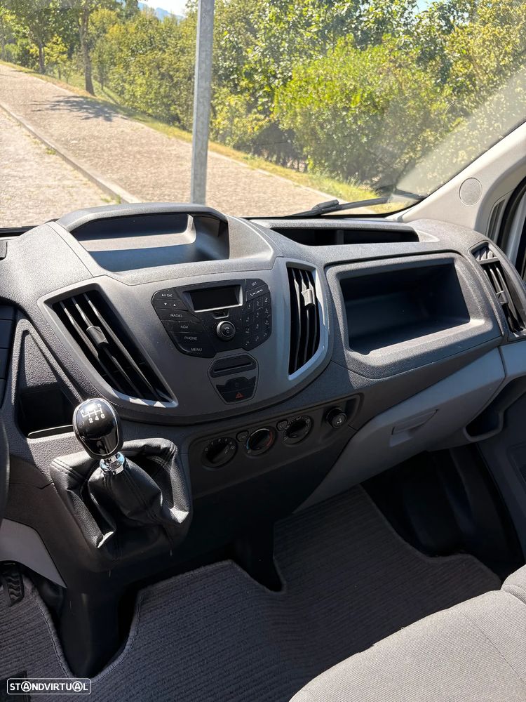 Ford Transit - 33