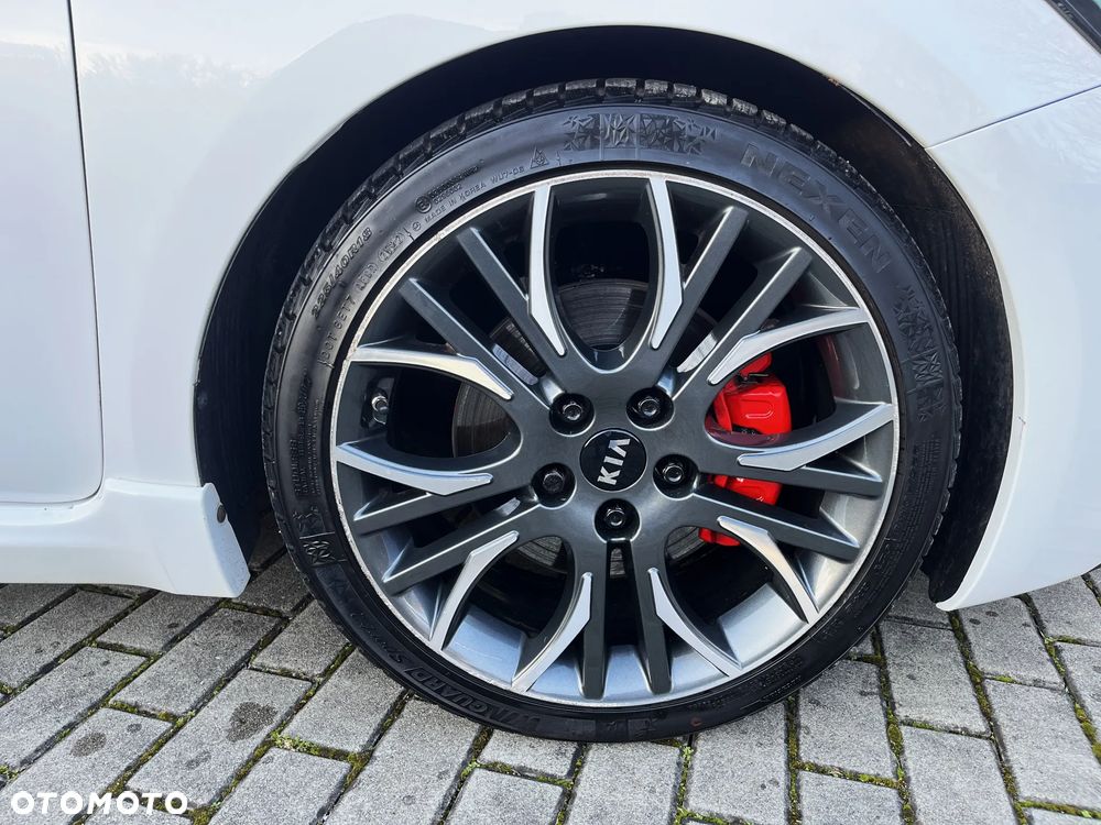 Kia ProCeed 1.6 T-GDI GT-Track - 37