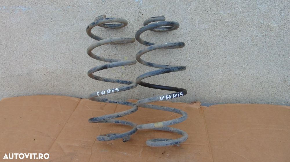 Arcuri spate  Toyota Yaris an 2007 motor 1.3 benzina - 2