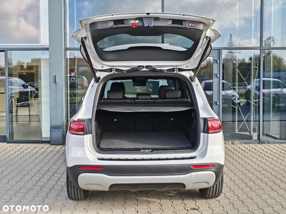 Mercedes-Benz GLB 200 4-Matic Style 8G-DCT - 18