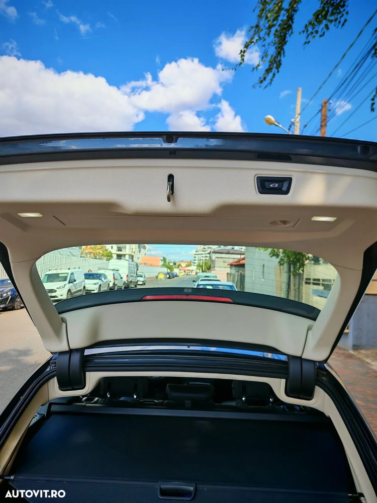 BMW Seria 3 318i AT - 11