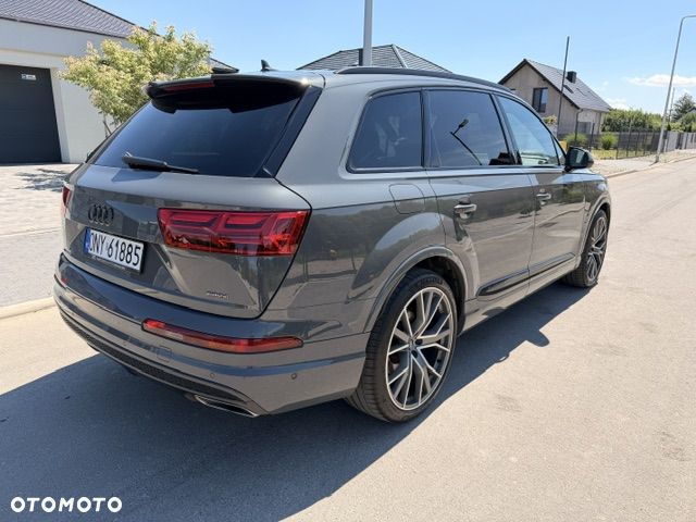 Audi Q7 - 3