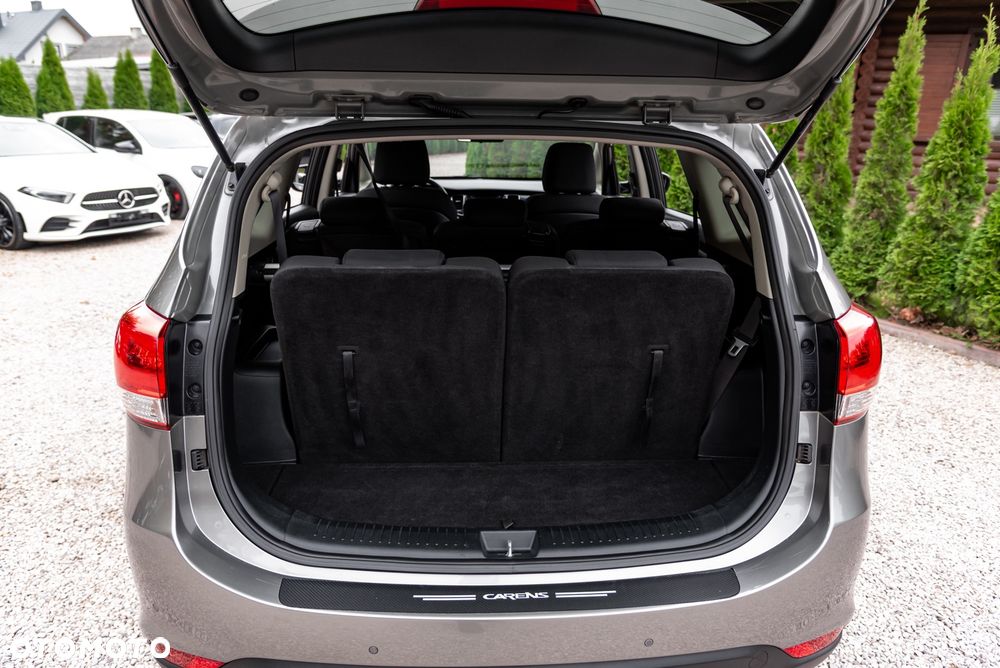 Kia Carens 1.7 CRDi M 7os - 21