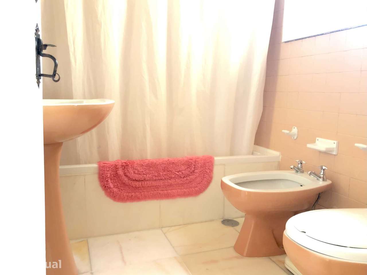 Twin room Magnólia in a typical Portuguese home (garden and pool view) - Grande imagem: 4/36
