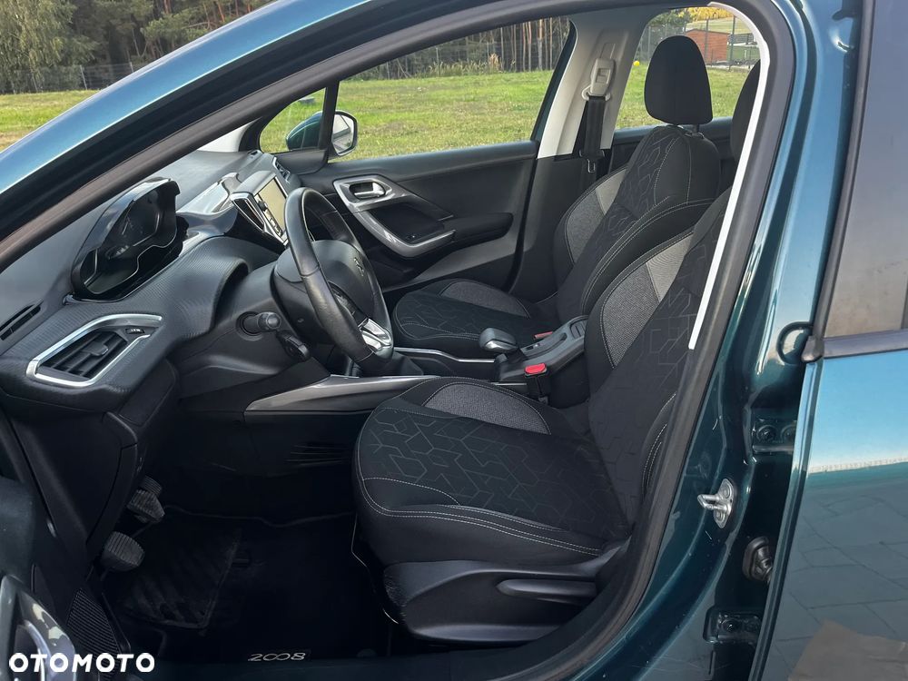 Peugeot 2008 PureTech 82 Allure - 9