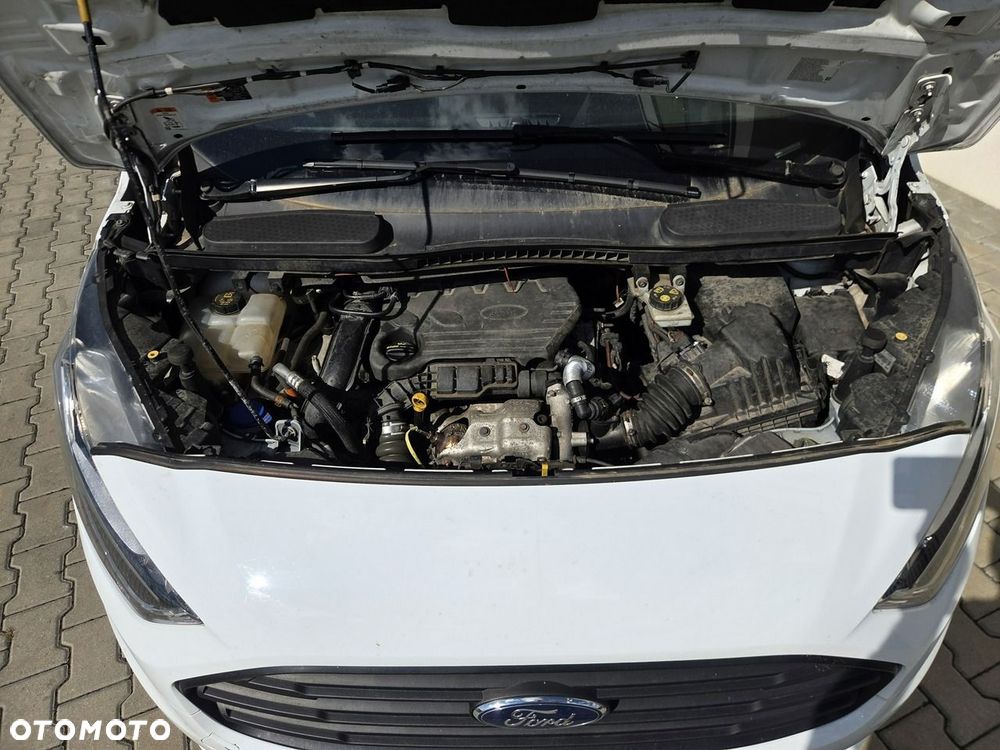 Ford Transit Connect - 17