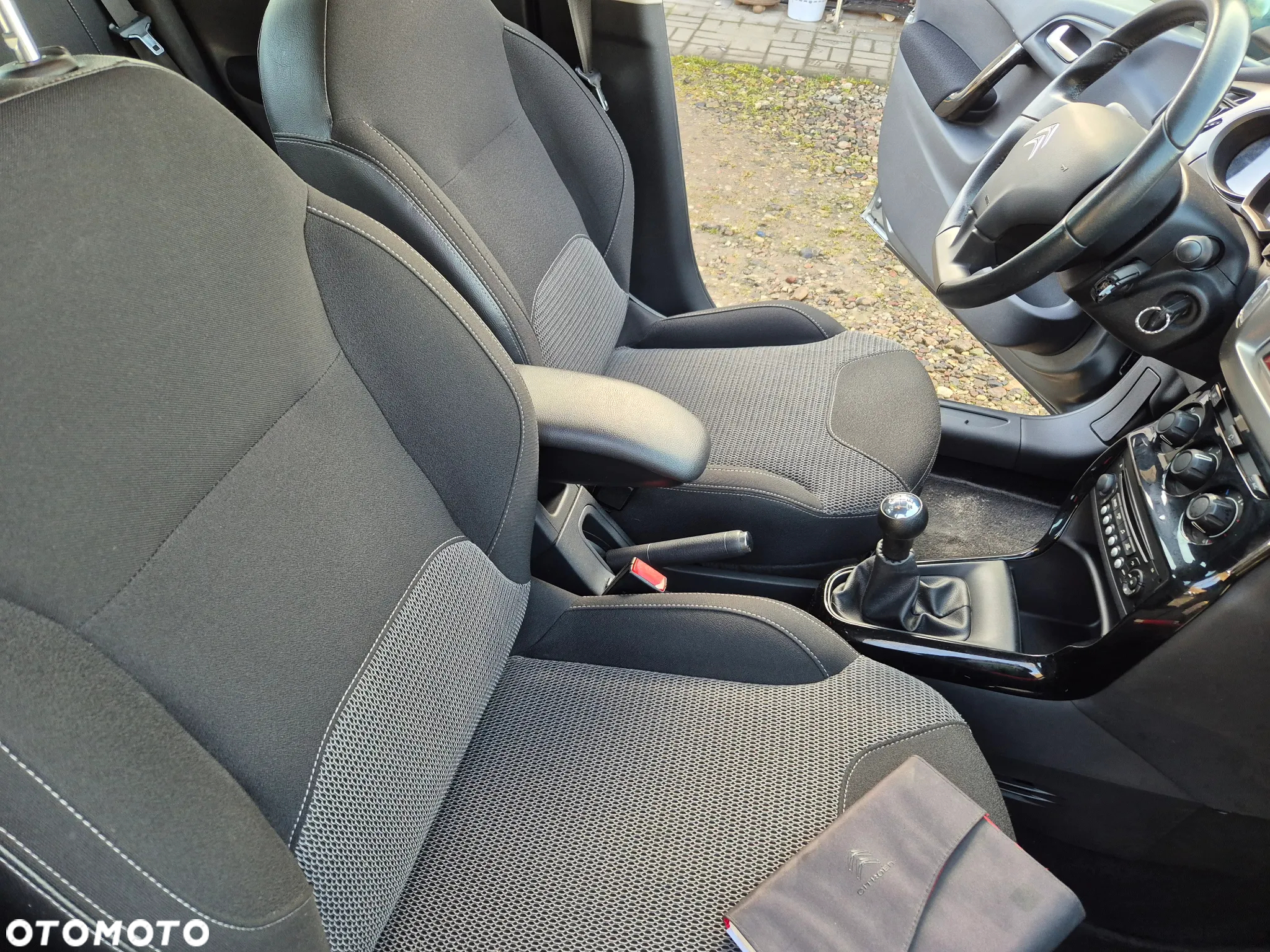 Citroën C3 1.2 PureTech GPF Live - 22