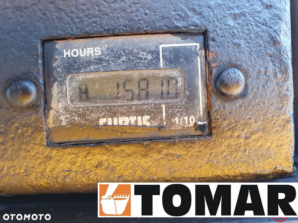 JCB 3 TFT 3 TONY - 16