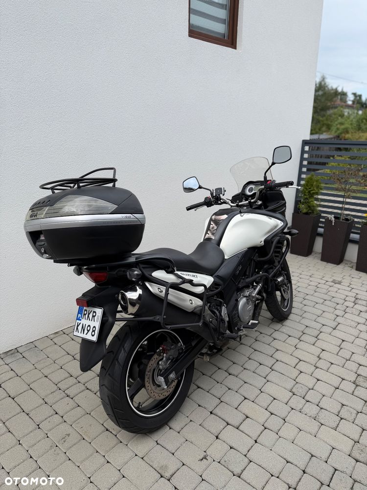 Suzuki V-STROM - 5