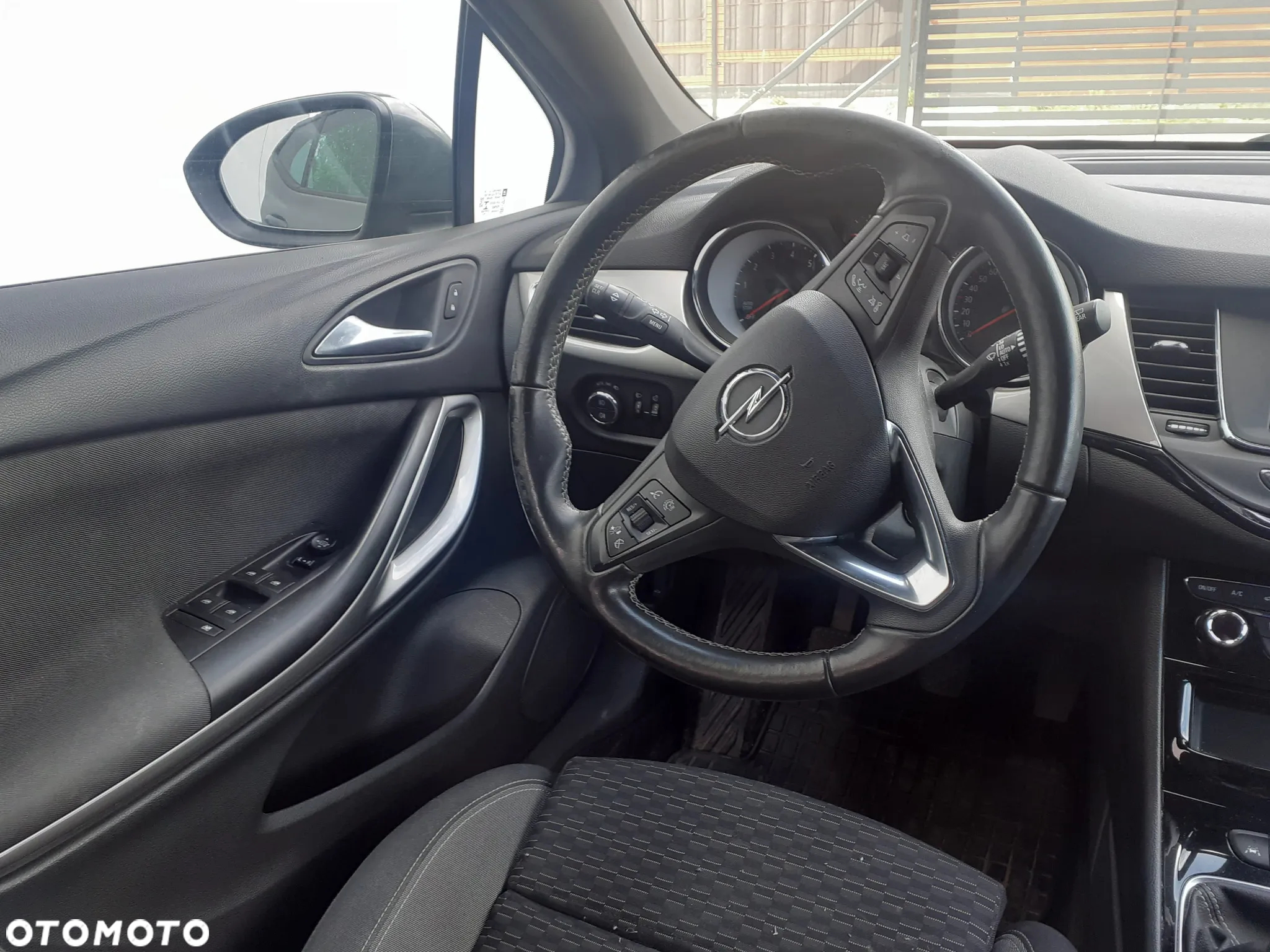 Opel Astra V 1.2 T GS Line S&S - 17