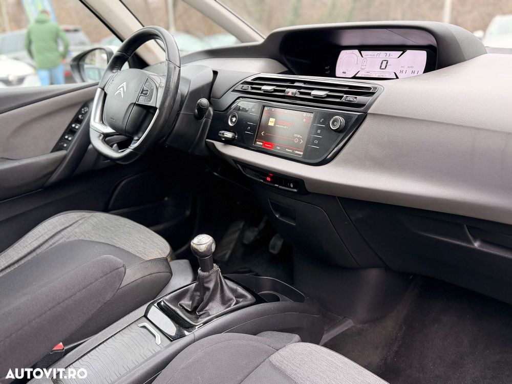 Citroën C4 Picasso - 6