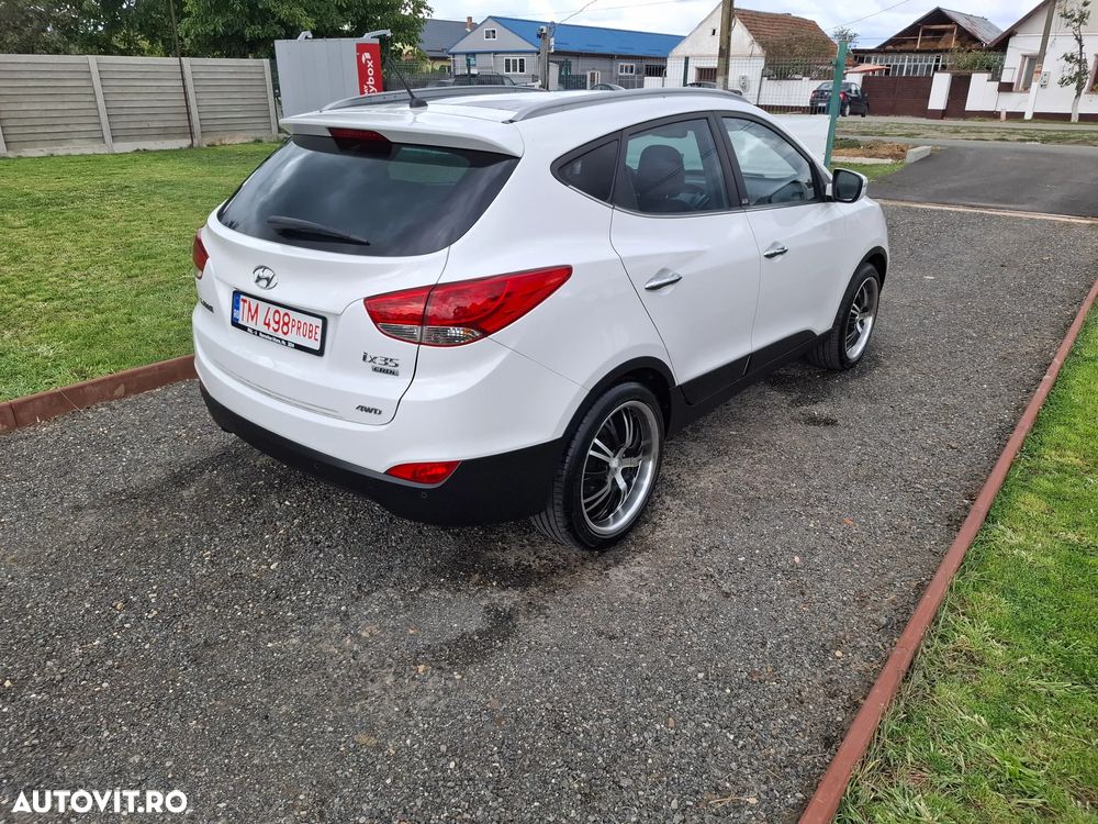 Hyundai ix35 2.0 CRDI 4WD Premium - 4