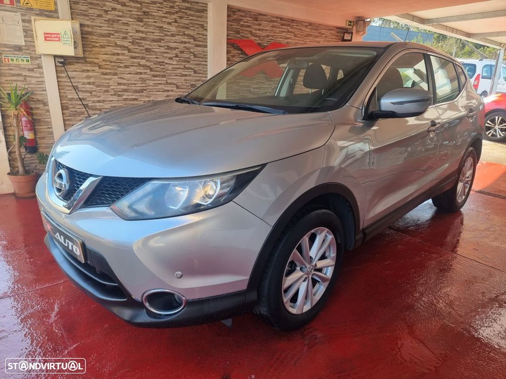 Nissan Qashqai - 1