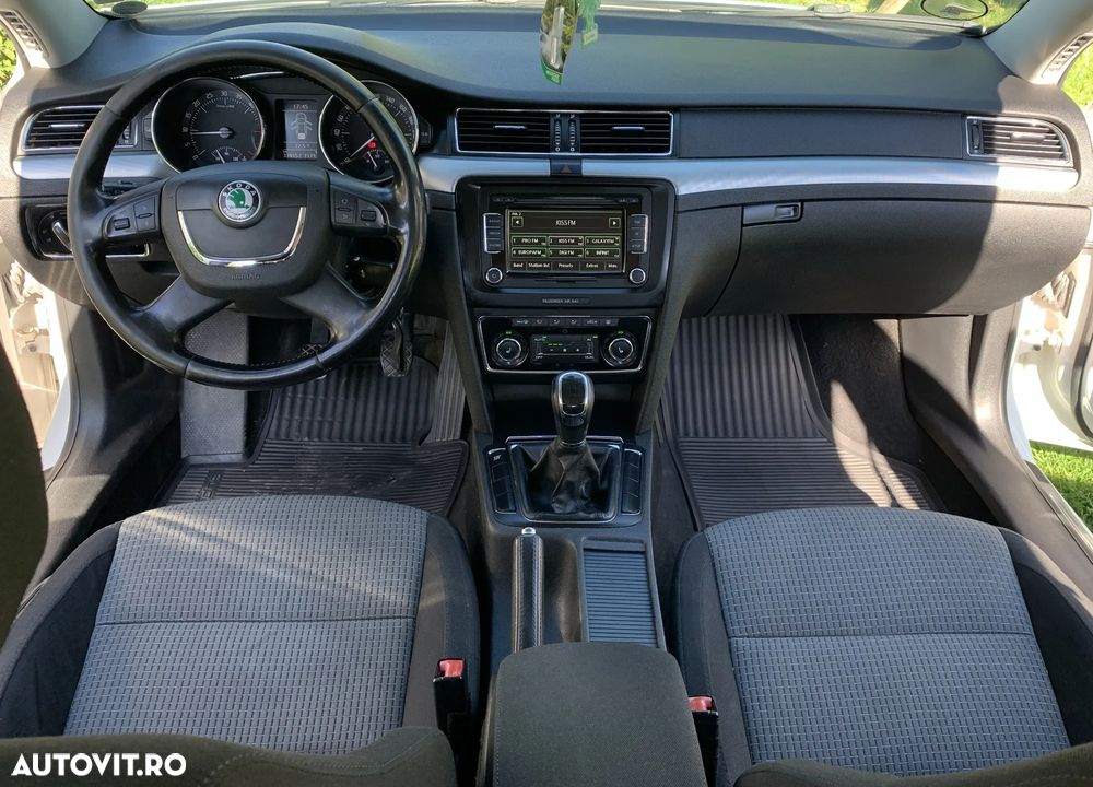 Skoda Superb 2.0 TDI DPF - 10
