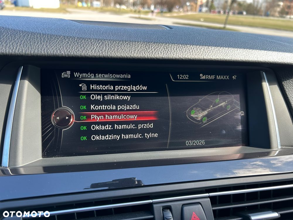 BMW Seria 5 520d - 31