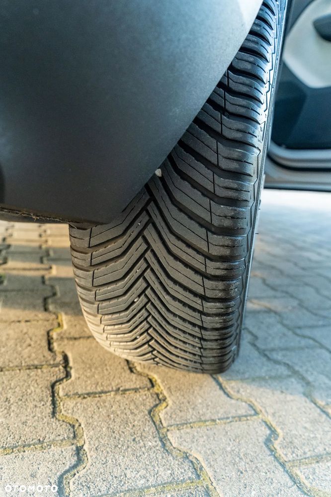 Volvo XC 40 T5 AWD Geartronic Momentum Pro - 24