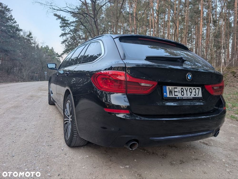 BMW Seria 5 518d Sport Line - 6
