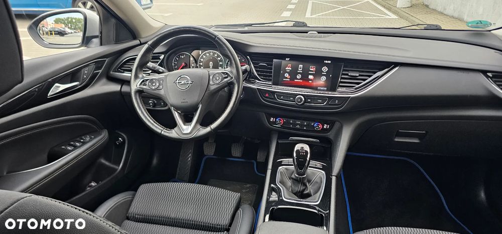 Opel Insignia - 9