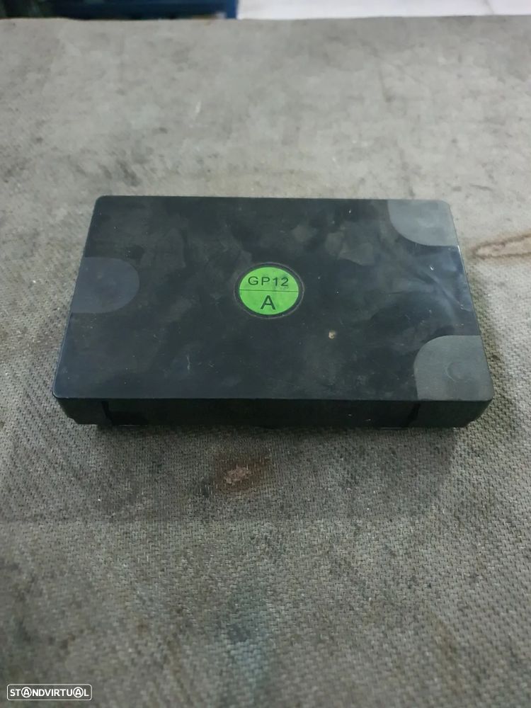 MODULO CARREGAMENTO S/FIO PEUGEOT 3008 II / 9813403280 - 2