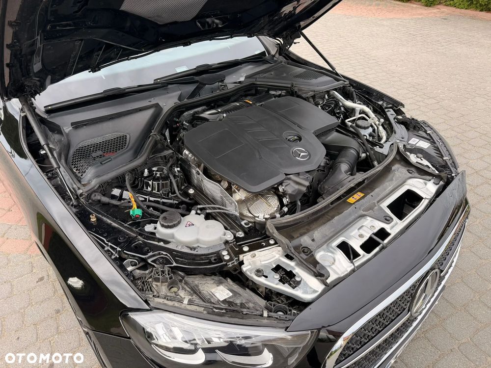 Mercedes-Benz Klasa E 300 de PHEV 4-Matic Avantgarde 9G-Tronic - 27